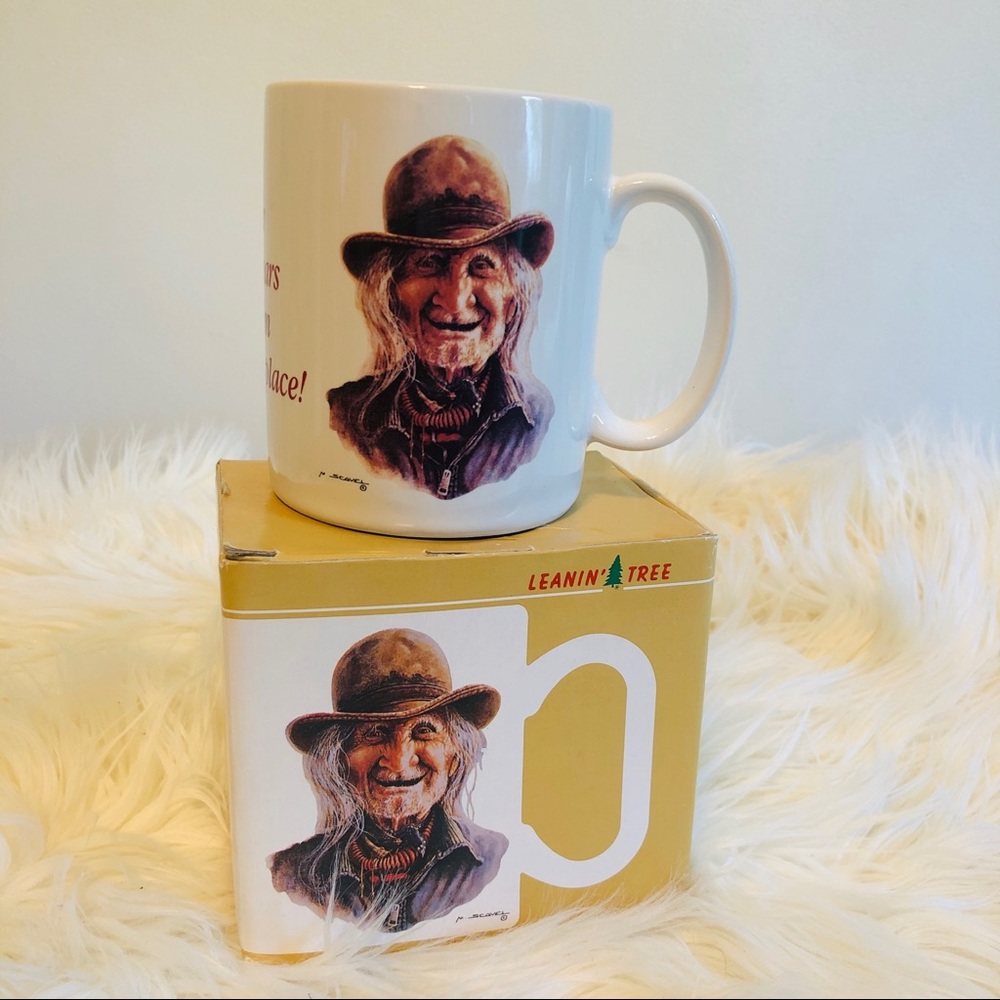 Leanin’ Tree 🌲 Mug - Picture 2 of 5